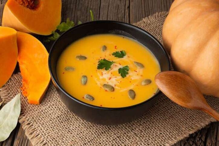 Супа од пире од тиква во вашата исхрана ќе промовира ефективно губење на тежината